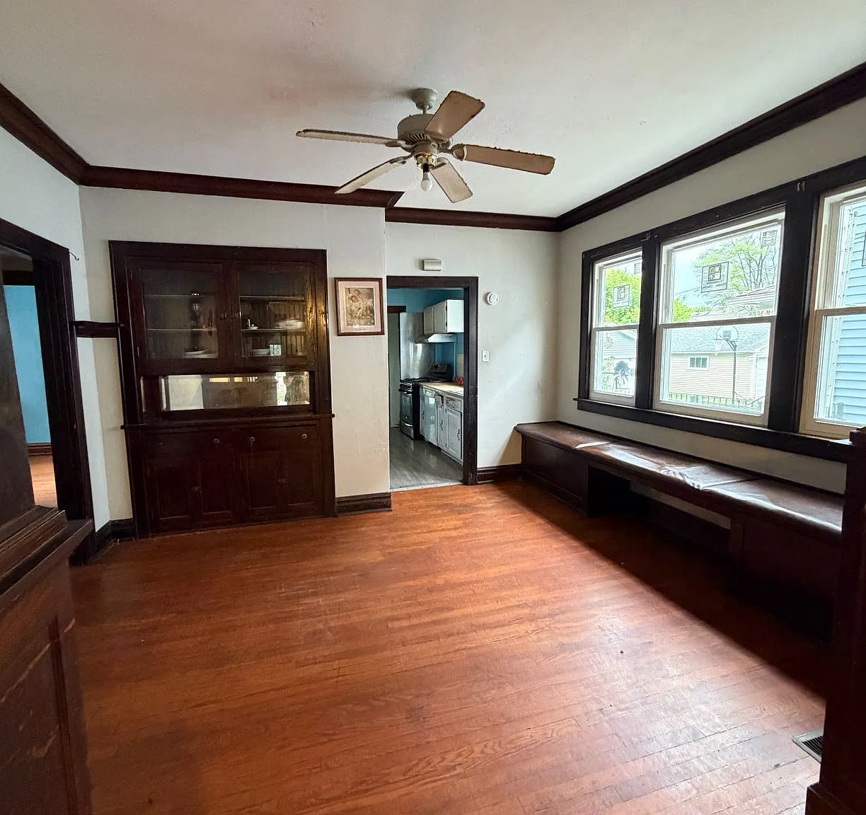 5 bed, 1577 sqft, $2,795 — Photo 4