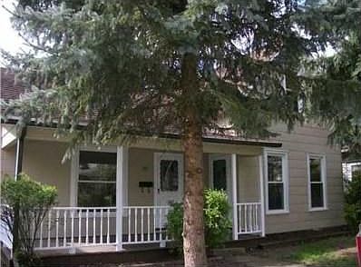 1st image of 311 W 4th St