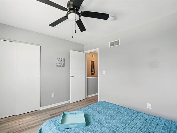 4th image of 1190 E Long St