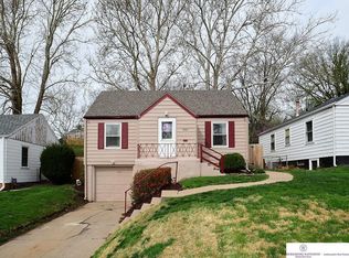 7226 N 35th Cir, Omaha, NE 68112