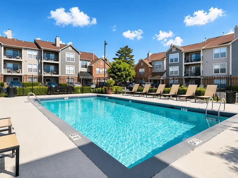 Green Trails Apartments — Photo 4