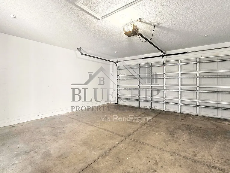 13800 Golden Russet Dr — Photo 34