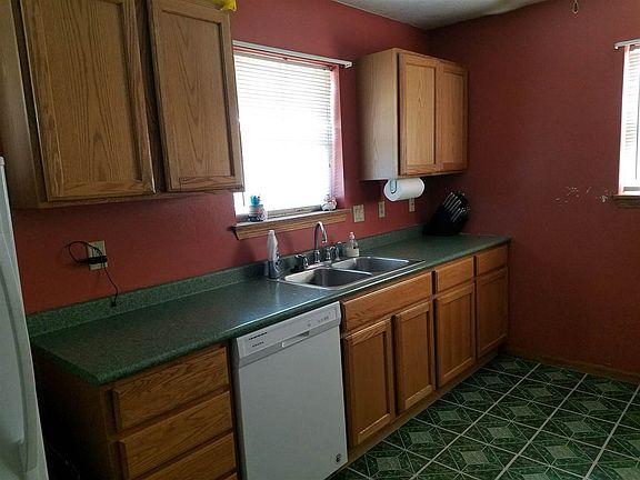 5th image of 2502 W 9th St