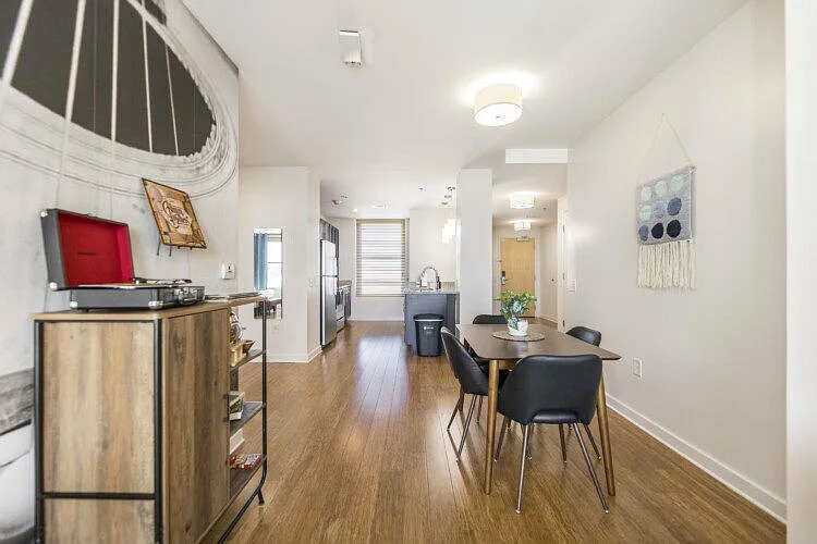 401 Cherry St — Photo 14