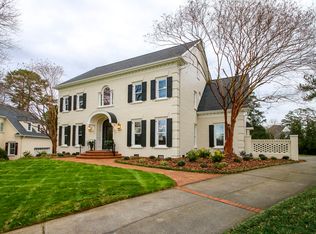 2104 Foxcroft Woods Ln, Charlotte, NC 28211