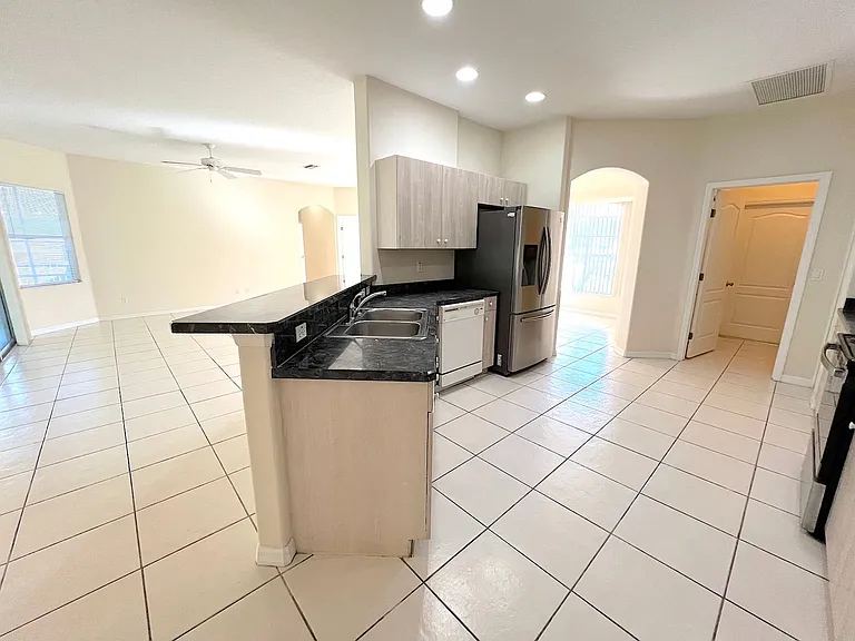 16 Zorlou Ct — Photo 13