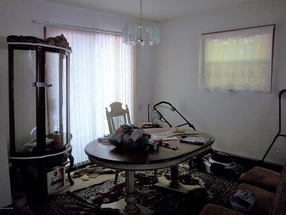 4th image of 2641 Highview Dr