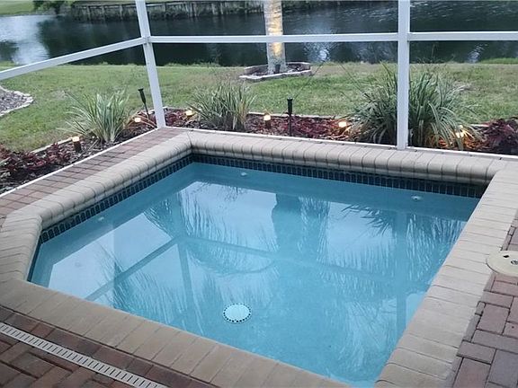 5th image of 3626 Doral St