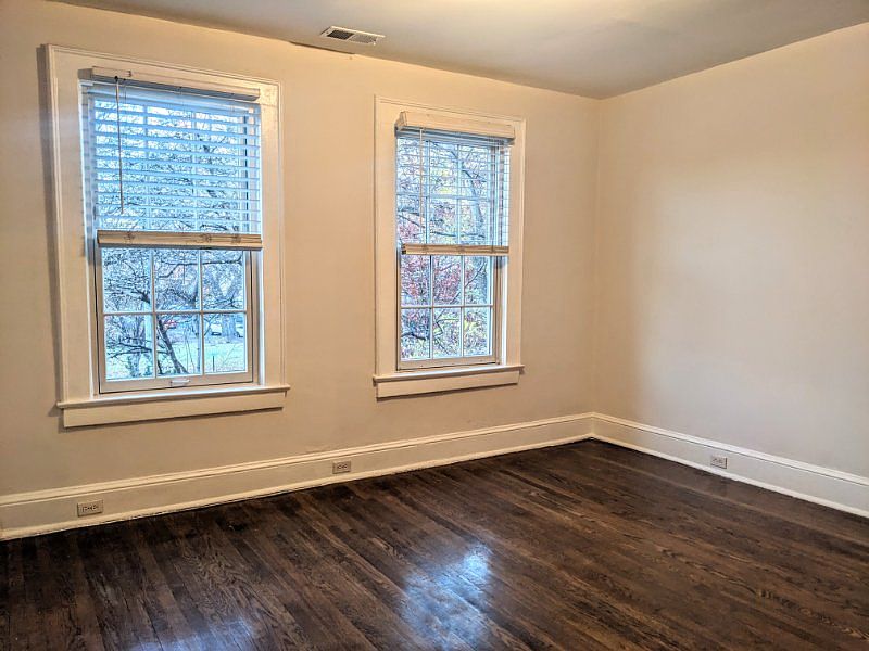 1st image of 1321 S Carolina Ave SE APT 4