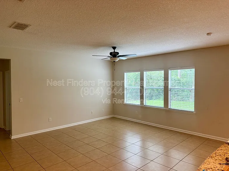 145 Woodfield Ln — Photo 22