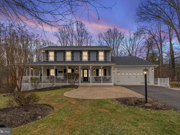 7049 Stafford St, Warrenton, VA 20187