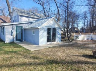 2090 Lakeview Dr, Brooklyn, MI