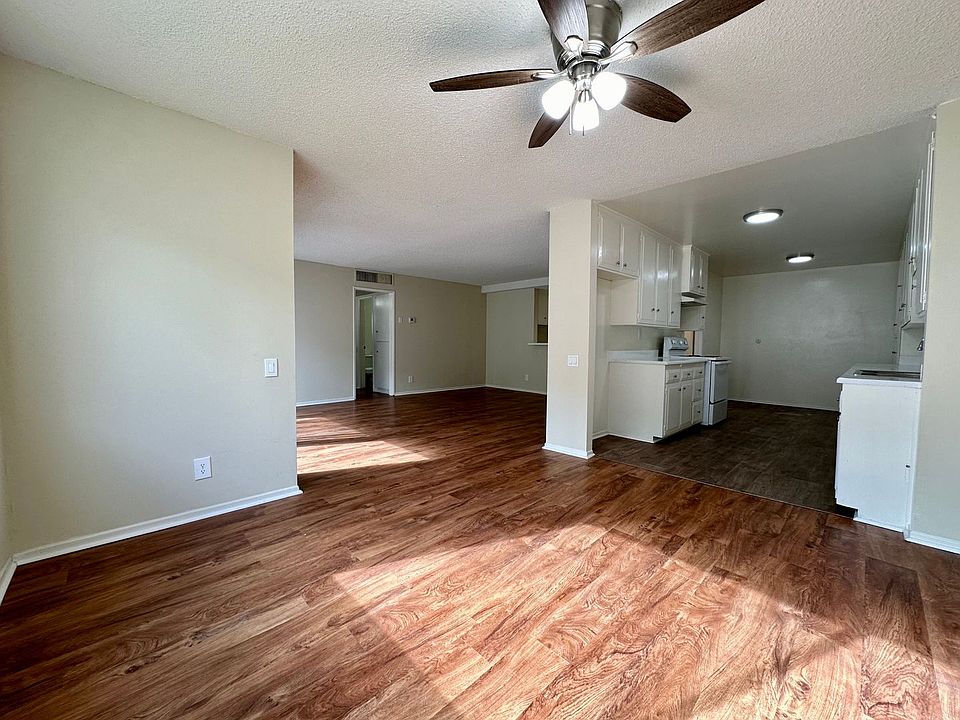 1st image of 12320 Burbank Blvd APT 208