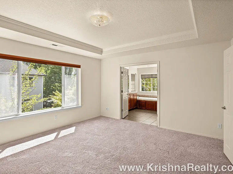 13686 NW Henninger Ln — Photo 19