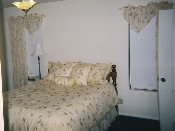 5th image of 2944 Caledonia St
