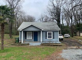 107 E Main St, Belmont, NC 28012