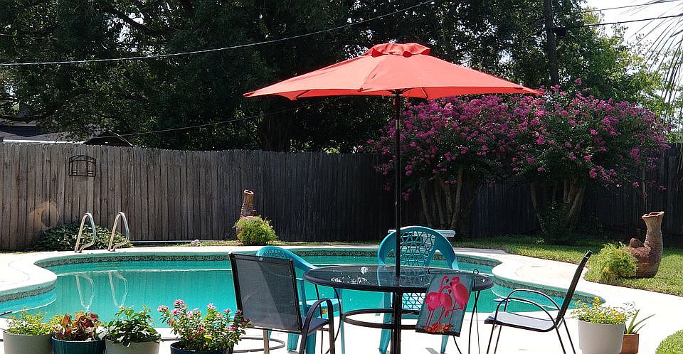 1st image of 604 Bellaire Cir