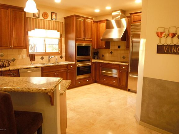 3rd image of 2 N Suntan Dr