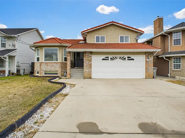 1133 13th St, Kamloops, BC V2B 8K4