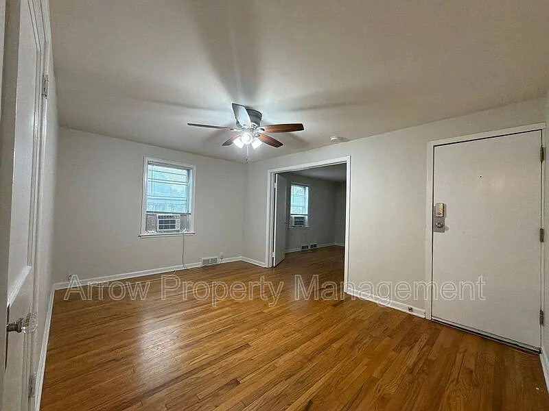 1 bed, 1.0 bath, 593 sqft, $675 — Photo 3