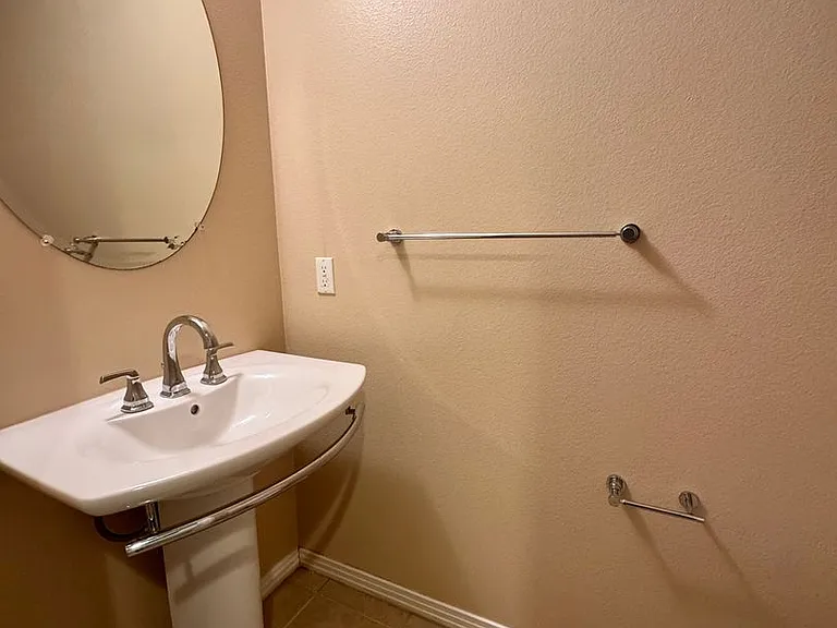 4050 Glencoe Ave #221 — Photo 12