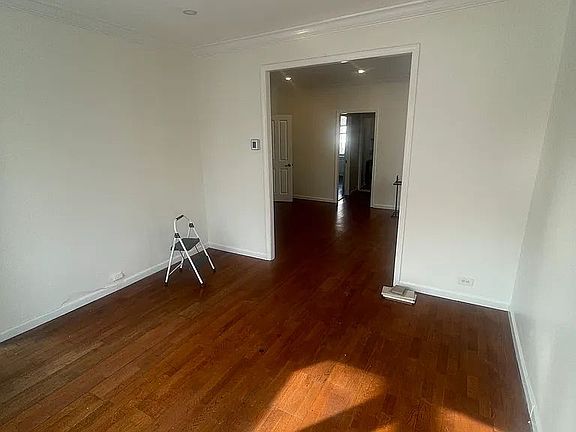 3rd image of 2979 Lawton Ave Floor 2