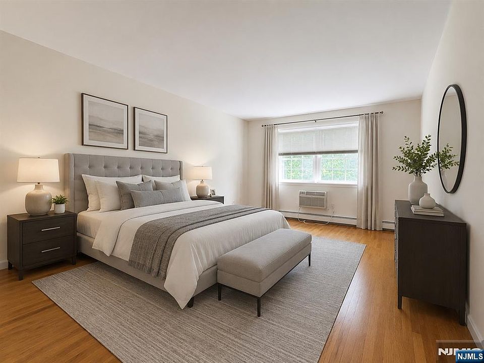 1st image of 605 Grove St APT H001