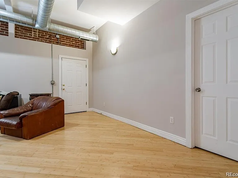 71 Galapago St — Photo 5