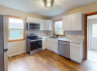 202 E St S, Glen Ullin, ND 58631