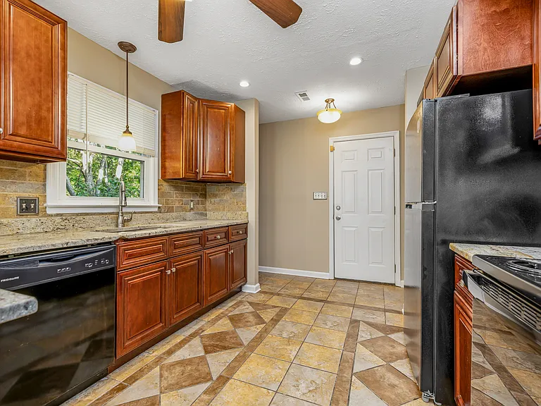 1583 Winnabow Dr — Photo 14
