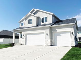 5293 N Wild Pear Dr, Eagle Mountain, UT 84005
