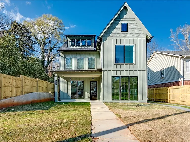 1239 Plaza Ave SW #B — Photo 3