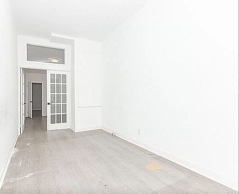 5th image of 188 Suydam St APT 3R