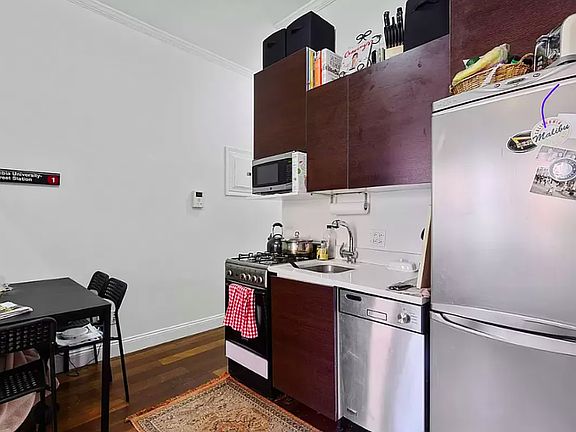 3rd image of 384 Broome St APT 16