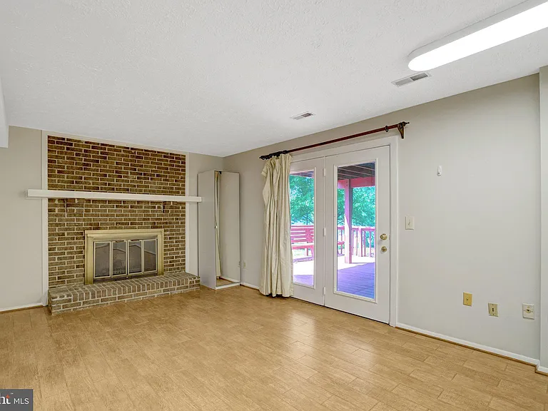 2920 Montauk Ct — Photo 34