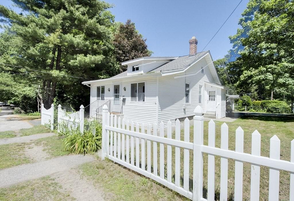 237 Coburn Ave, Worcester, MA 01604 Zillow