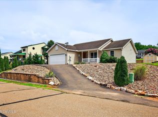 537 Sunset Dr, Bloomsburg, PA 17815