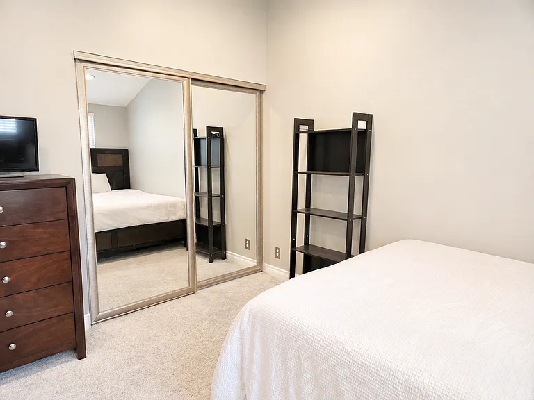 Comanche Ave. 5706 — Photo 49