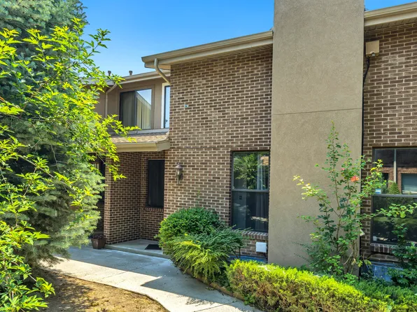 8736 S Oakwood Park Cir, Sandy, UT 84094