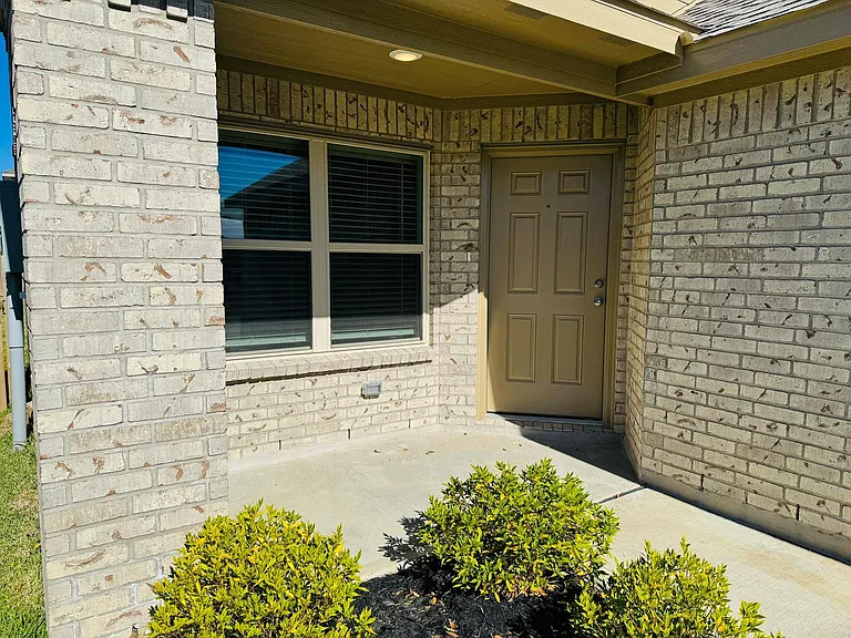 275 Bennett Loop — Photo 3