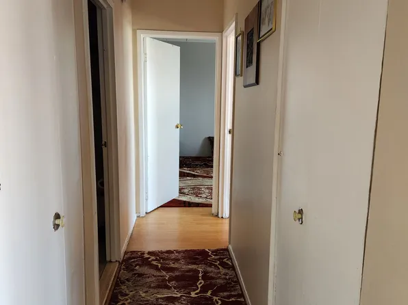 92-29 Queens Boulevard image 9 of 23