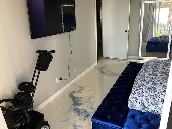 5th image of 7051 Environ Blvd APT 135