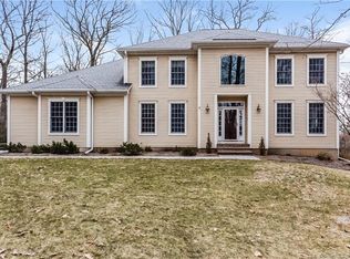 19 White Oak Rd, Farmington, CT 06032
