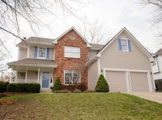 7216 Summit St, Shawnee, KS 66216