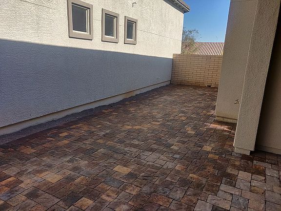 5th image of 1063 Vibrance Dr