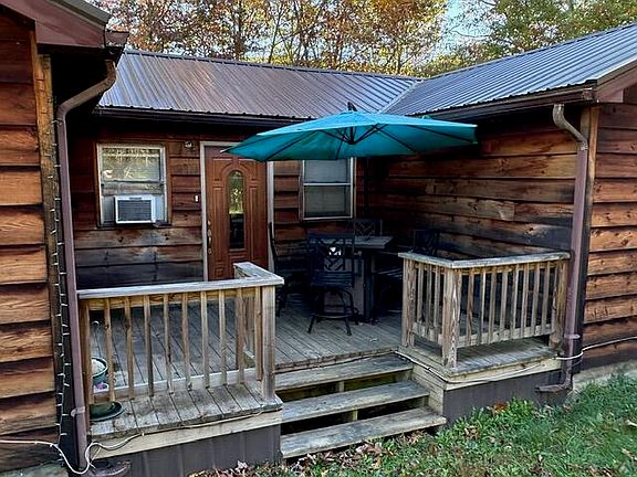 2nd image of 44 Allegheny Ln