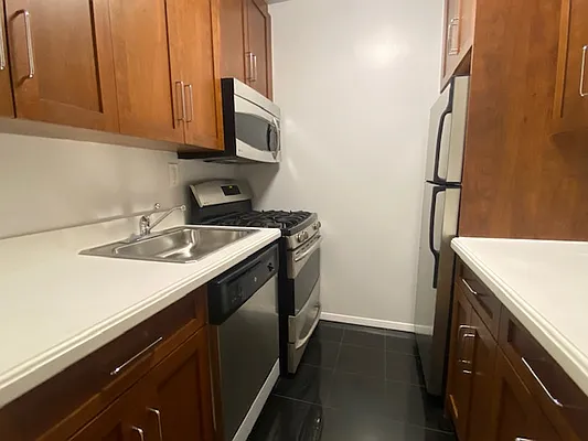 Rented by REAL New York | media 7