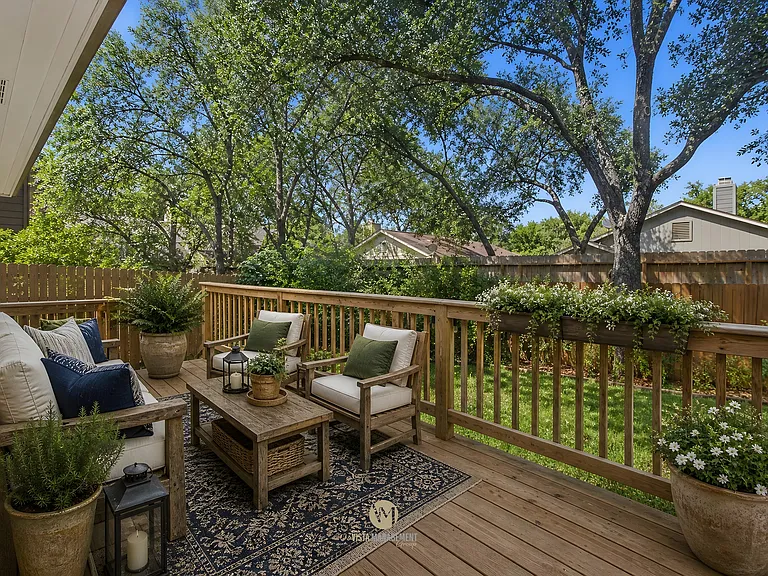 13811 Stone Hollow Dr — Photo 27