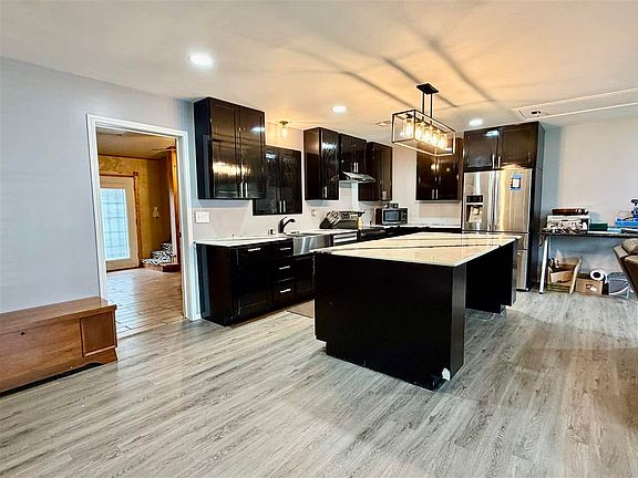 5th image of 119 Wheatheart Dr
