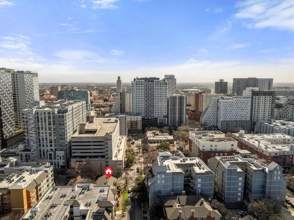 2210 Pearl St APT 301, Austin, TX 78705